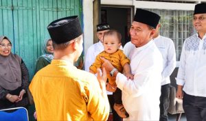 Bupati DS Berikan Sepeda dan Tali Asih pada MAAA