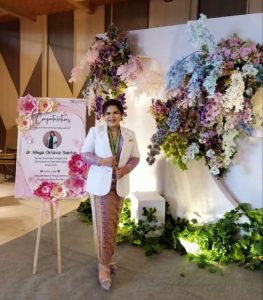 Raih Gelar dokter, Ini Sosok Mega Sianturi Mahasiswi Dari Universitas HKBP Nomensen