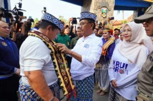 Gubernur Lampung Menghadiri Kegiatan Krui Pro di Kabupaten Pesisir Barat