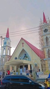 Arca Santa Perawan Maria Hati Tak Bernoda Ditahtahkan di Gereja Katedral Langgur