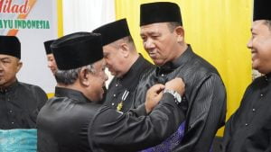 Syah Afandin Terima Penghargaan PB MABMI Atas Pengabdian 20 Tahun