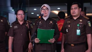 Tim Tabur Intelijen Kejati Sulsel Amankan AM Buronan Kasus Dugaan Korupsi Dana Desa