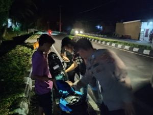 Polsek Pesisir Tengah Polres Pesisir Barat Melaksanakan Patroli KRYD di Jam Rawan