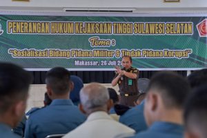 Asisten Tindak Pidana Militer Kejati Sulsel Melaksanakan Penerangan Hukum di Lantamal VI Makassar