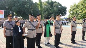 Kapolres Tual Pimpin Sertijab Sejumlah Kasat dan Perwira Lingkup Mapolres Tual