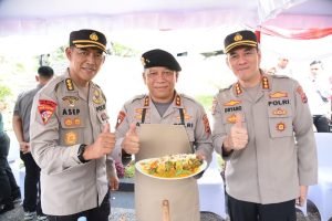 Masak Ikan Kuah Kuning Keju, Kapolda : Berani Buat Inovasi Kalau Mau Maju