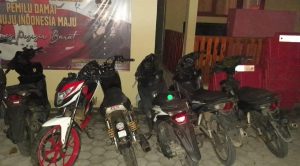 Polres Pesisir Barat bersama Kodim 0422 Lampung Barat Gelar Patroli Gabungan di Pekon Mandiri