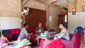 Anjau Silau Kasat Binmas Terhadap Masyarakat Pasca Keributan Sengketa Lahan di PT KCMU