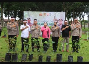 Tanam 1000 Bibit Pohon, Kapolres Binjai: Untuk Melestarikan Alam Dan Mencegah Terjadinya Banjir