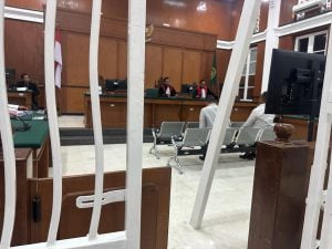 JPU Kejati Sulsel Bacakan Tuntutan Pidana Terhadap 2 Terdakwa Kasus Dugaan Korupsi Kegiatan Satpol PP Kota Makassar Tahun 2017-2020