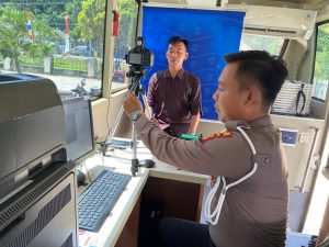 Mau Perpanjang SIM, Polres Pesisir Barat Siapkan Pelayanan SIM Keliling