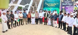 Penurunan Tiang Alif Awali Pembukaan Renovasi Pembangunan Masjid Al-Mukarromah Desa Rahangiar
