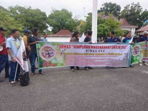 Himpunan Masyarakat OKU Sampaikan Aspirasi di DPRD OKU Terkait kegiatan Eksplorasi Tambang PT Semen Baturaja