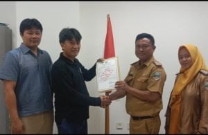 DPC KWIP Pesibar Resmi Terima SKK dari Kesbangpol