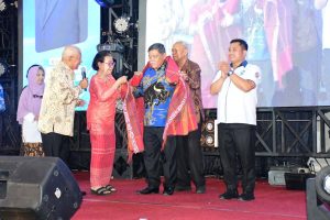 Wabup DS Hadiri Pelantikan Pengurus Ikatan Alumni SMAN 1/223 Lubuk Pakam