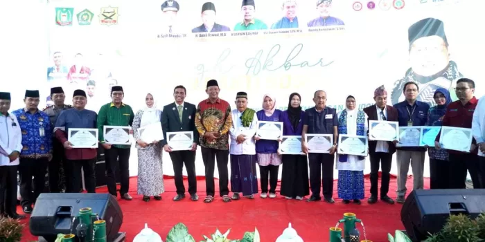 Hadiri Tabligh Akbar, Syah Afandin Sedekahkan Rp 50 Juta Untuk  Ponpes Al Habib Pangkalan Brandan