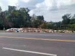Tumpukkan Sampah Berserakkan Dipinggir Jalan Lintas Sumsel