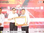 Kakanwil Sumut Terima Penghargaan Terbaik Ke-3 Kategori Pelatihan MOOC Kemenkumham