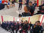 Pimpin Rapat Perdana Bersama Kesatuan Pengamanan Lembaga Pemasyarakatan (KPLP), Ini Pesan Kalapas