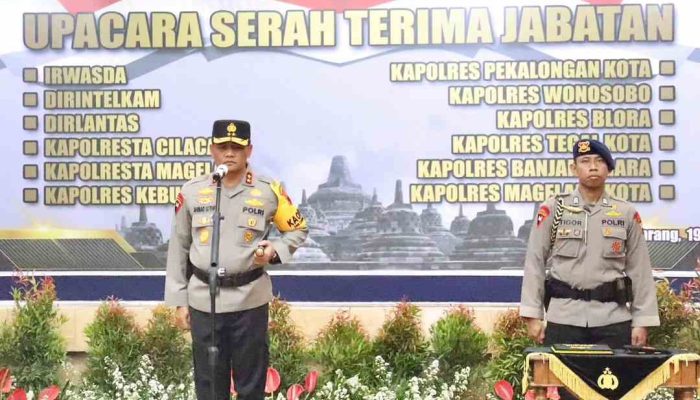 Kapolda Jateng Sertijab Waka Polda, Tiga PJU dan 9 Kapolres