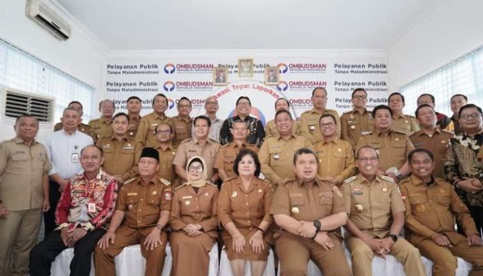 Pemko Gunungsitoli Terima Predikat Zona Hijau Dari Ombudsman RI