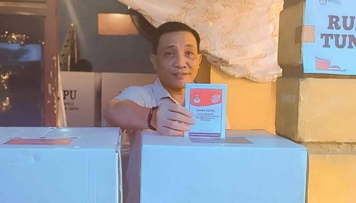 Gunakan Hak Suara, Kajati Sulsel : Memilih Sesuai Hati Nurani Semoga Pemilu 2024 Ini Berjalan Aman dan Lancar