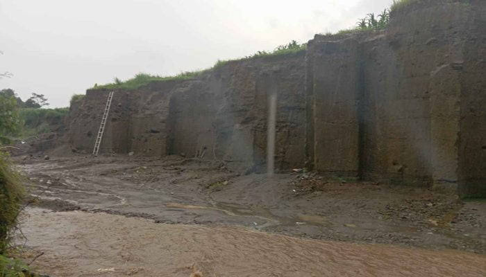 Tambang Pasir Kali Dongkel Yang Berada di Bawah Perumahan Jasmine’s Residence-Boja Diduga Ilegal