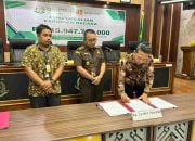 Kejari Langkat Terima Pengembalian Kerugian Negara Perkara Korupsi Pengelolaan Dana PPKS