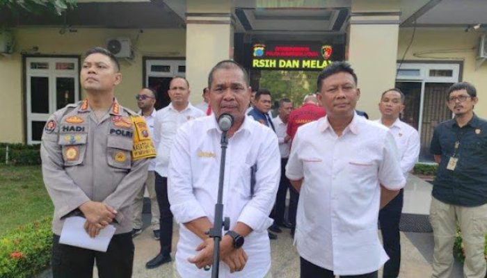 Ungkap Mafia Beras, Kepala Divre Bulog Sumut Didesak Mundur Dari Jabatannya