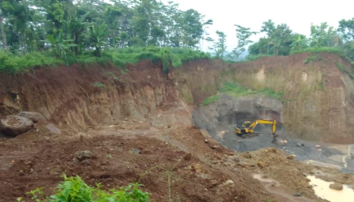 Waduhh, Tambang Galian C Ilegal Di Ngabean-Boja Aman-Aman Saja, Hingga Tak Hiraukan Keselamatan Warga Sekitar