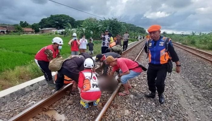 Seorang Lansia Tewas Tertabrak KA Joglosemarkerto di Kaliwungu