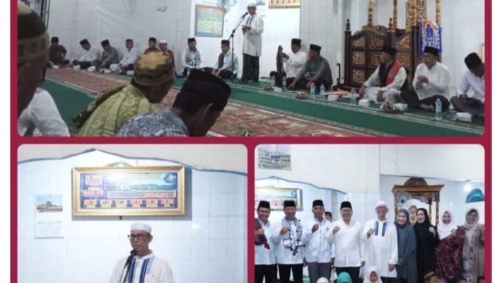 Safari Ramadhan, PJ Bupati OKU Melaksanakan Sholat Isya dan Tarawih Berjamaah
