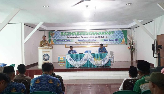 Bupati Pesisir Barat Hadiri Sunat Massal Yang Digelar Baznas