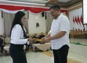 Bupati Pakpak Bharat Serahkan SK Pengangkatan PPPK Formasi 2023