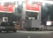 Bebas Mengisi Kendaraan Modifikasi, Diduga SPBU 44.573.05 Sunggingan-Boyolali Bekerja Sama Dengan Mafia BBM Bersubsidi Jenis Solar Yang Diduga Merupakan Oknum Anggota