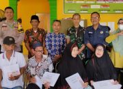 Agar Penyaluran BLT DD Tepat Sasaran, Bhabinkamtibmas Pekon Way Sindi Lakukan Pengamanan