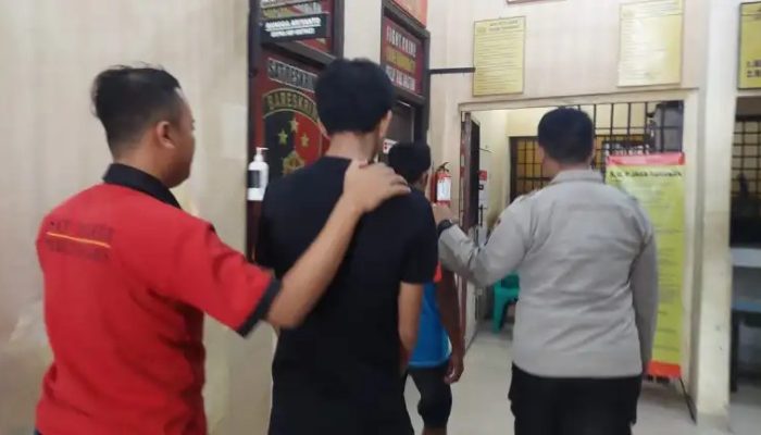 Satresnarkoba Polres Tanggamus Tangkap Dua Pria di Baros Kota Agung