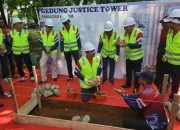 Kajati Sulsel Meletakkan Batu Pertama Pembangunan Justice Tower di Universitas Hasanuddin