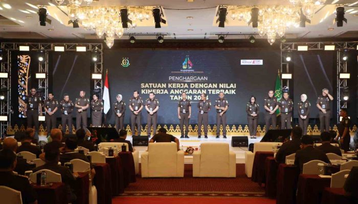 JAM-Pembinaan Berikan Penghargaan Bagi Satker Kejaksaan Dengan NKA Terbaik Tahun 2023