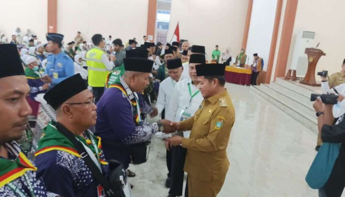 PJ Gubernur Sumut Lepas Keberangkatan 360 JCH Asal Asahan