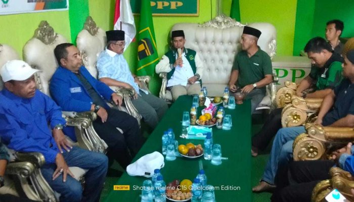 Anwar Sadad Kembalikan Formulir Pendaftaran Bacalon Bupati Tanjabbar ke Partai PPP