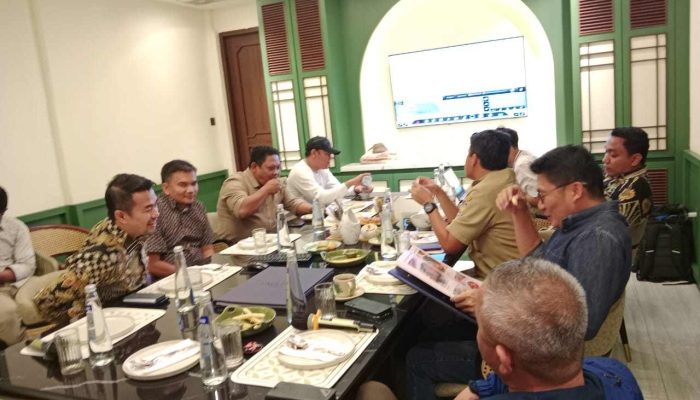 Pertemuan ”DEAD LOCK” DPP APDESI Tetap Laksanakan Pelantikan dan Pengukuhan Minggu Depan