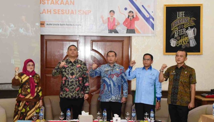 Sekda Buka Sosialisasi Pengelolaan Perpustakaan Sesuai SNP