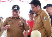 Pj Bupati Sampang Bersama Dinas Pertanian Tinjau Gerakan Pangan Murah di Alun-Alun Trunojoyo