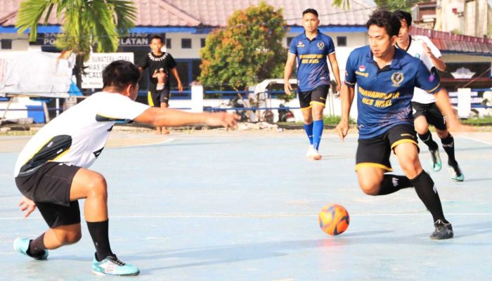 Sambut HUT Bhayangkara ke-78, Polres Nias Selatan Gelar Turnamen Futsal Kapolres Cup 2024