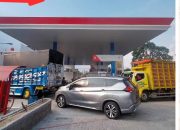 Bagaikan Pasar, SPBU 44.507.15 Cengek-Kota Salatiga Jadi Ladang Pengambilan Bagi Mafia Solar, Diduga Aparat Penegak Hukum Polres Salatiga Tutup Mata