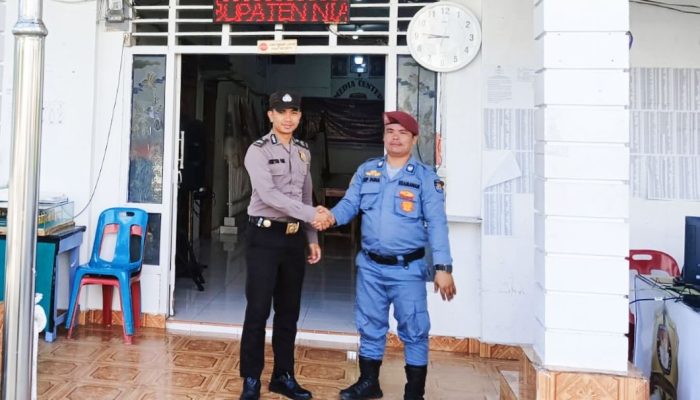 Personel Polsek Teluk Dalam Polres Nias Selatan Melaksanakan Patroli Dialogis di Kantor dan Gudang Logistik KPU