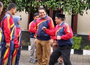 Sekda Pakpak Bharat Lepas Atlit Yang Berlaga di Pekan Olah Raga Pelajar Sumut