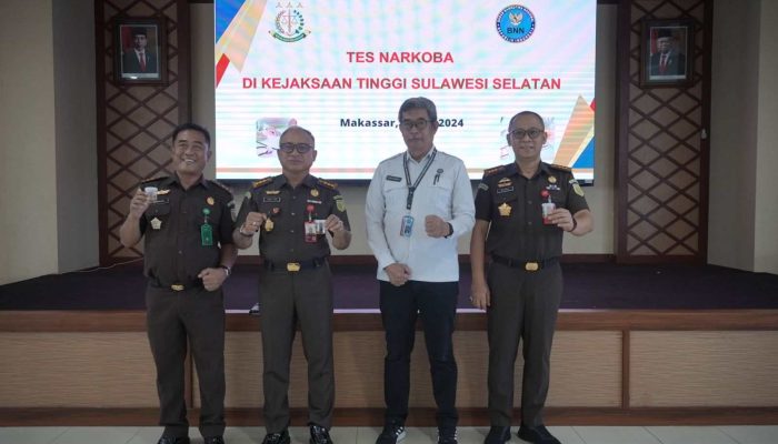 Pastikan Pegawai Bebas Narkoba, Kejati Sulsel Gandeng BNN Lakukan Tes Urine