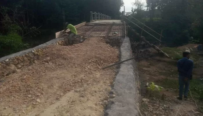 Jembatan Bekbatoh Ternyata Diperbaiki Secara Pribadi, Ini Kata Camat Jrengik